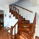 Traditional With Swimming Pool, Lawn Yard And Bbq Vila *