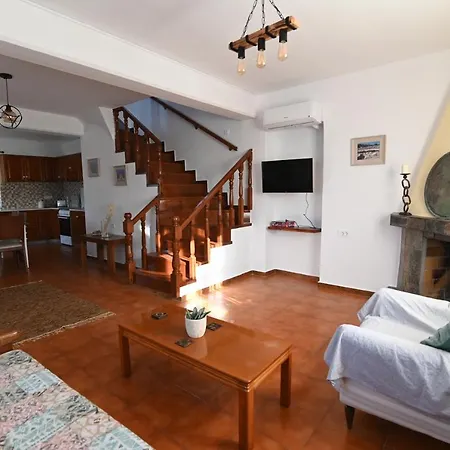 Traditional With Swimming Pool, Lawn Yard And Bbq * Città di Kos