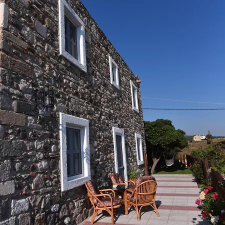 别墅 Traditional With Swimming Pool, Lawn Yard And Bbq *