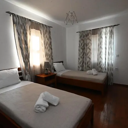 Villa Traditional With Swimming Pool, Lawn Yard And Bbq Città di Kos