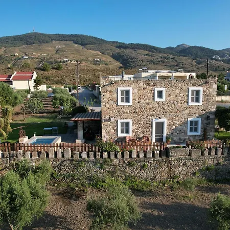 Villa Traditional With Swimming Pool, Lawn Yard And Bbq Città di Kos