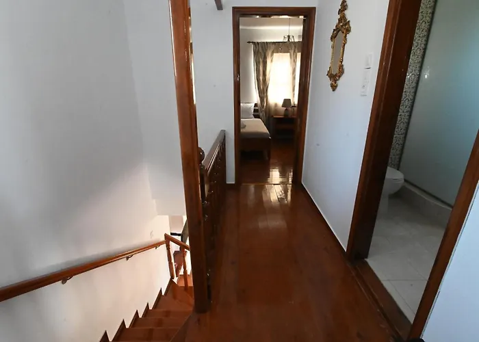 Traditional With Swimming Pool, Lawn Yard And Bbq * Кос